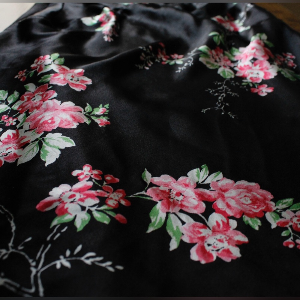 Jones New York Black Floral Satin Chemise Nightgown - Picture 9 of 15
